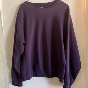 Vintage Fruit Of The Loom Purple Sweatshirt / Women's Size Medium